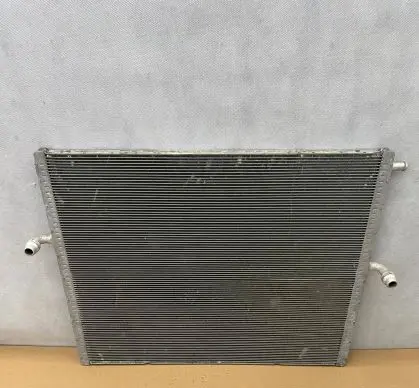 Mercedes-Benz G W463 2nd Gen Optional radiator 91418750003