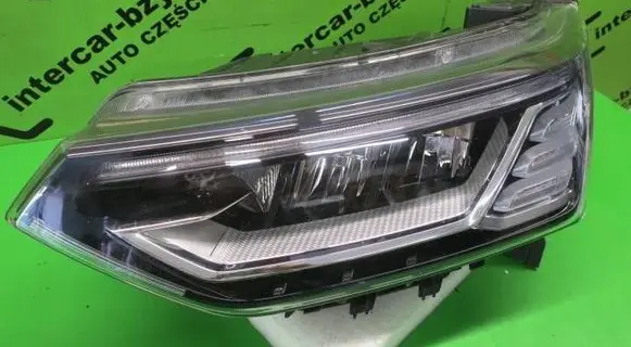 SsangYong Korando Headlight/headlamp 8310137201