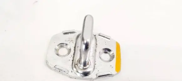 Lexus GS 300 350 430 450H Front door lock loop/hook striker 