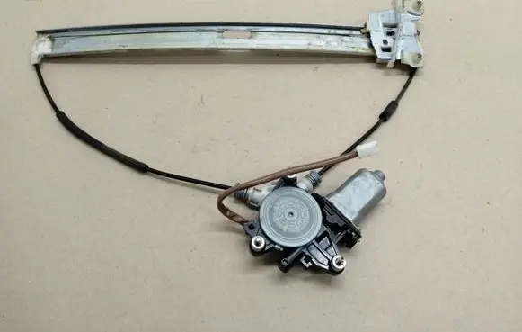 Mazda Premacy Front door window regulator with motor 862103883