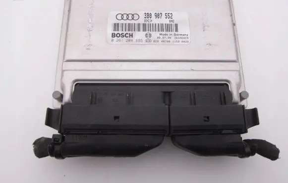Audi A4 S4 B5 8D Engine control unit/module 0261204893 3B0907552