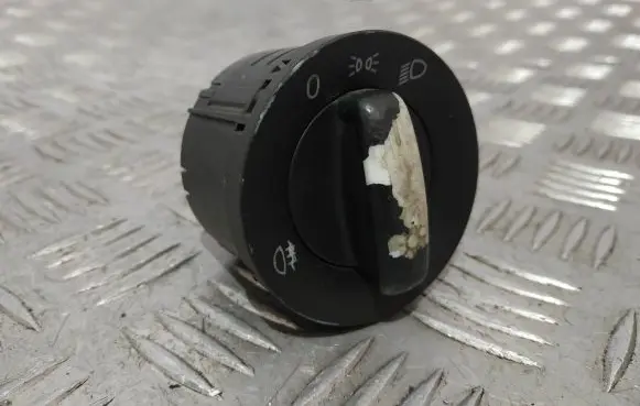 Volkswagen Jetta V Light switch 1K0941431B