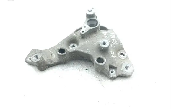 Renault Trafic III (X82) Engine mounting bracket 93455374 648606762R