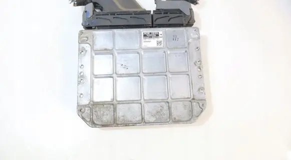Toyota Avensis T270 Engine control unit/module ECU