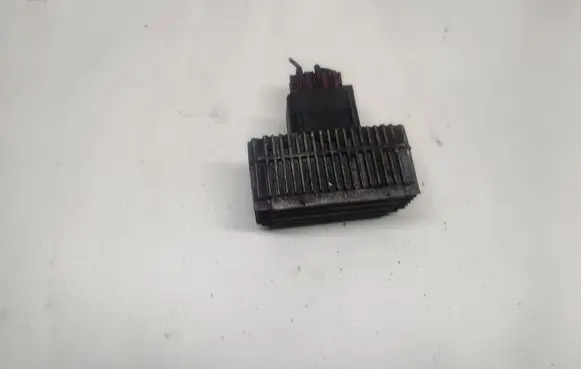 Opel Zafira B Glow plug pre-heat relay 55354141 51299018A