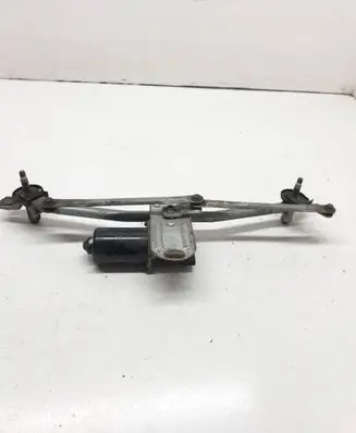 KIA Sportage Front wiper linkage and motor