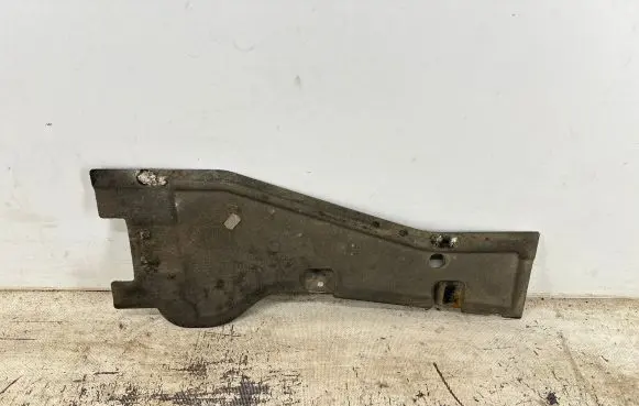 Audi A4 S4 B8 8K Other under body part 8K0825281