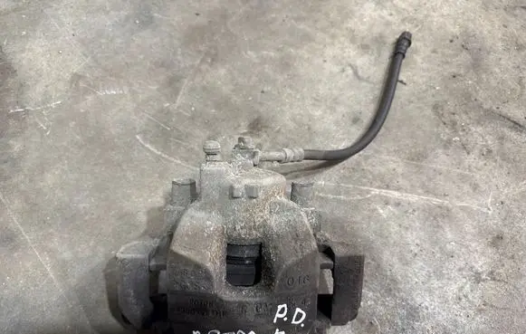 Opel Astra K Front brake caliper