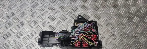 Jaguar XF X250 Fuse module AX2313290
