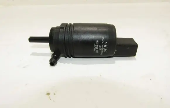 Volkswagen Eos Windscreen/windshield washer pump 1K5955651