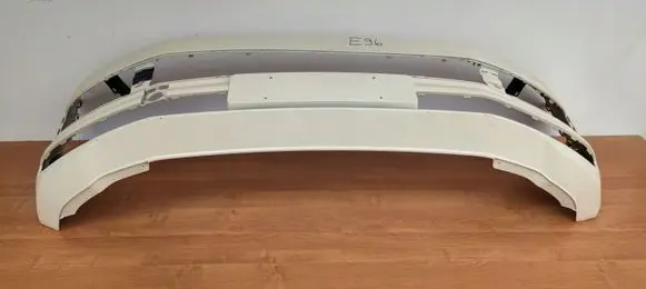 Volkswagen Transporter - Caravelle T6 Front bumper 7E5807221D