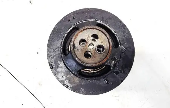 Mercedes-Benz E W212 Crankshaft pulley a6510351712
