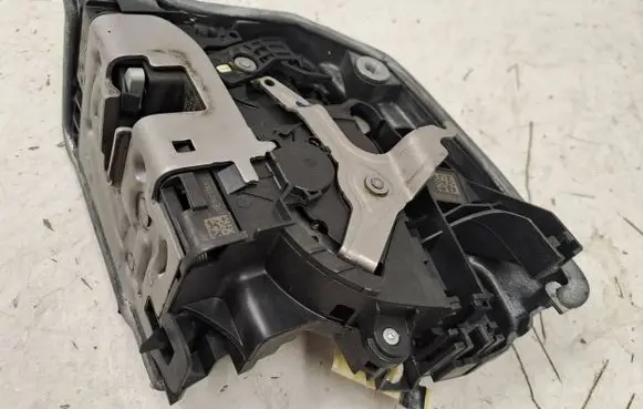 BMW X7 G07 Rear door lock 9464883 5122 19864010