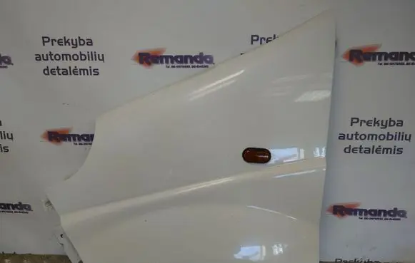 Opel Vivaro Fender