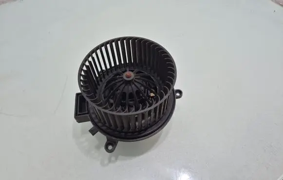 Chrysler Voyager Heater fan/blower AY2727000282