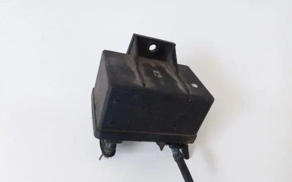 Glow plug pre-heat relay