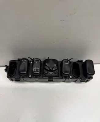 Mercedes-Benz A W168 Wing mirror switch 1688203610 33010901