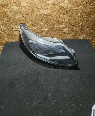 Ford Focus Headlight/headlamp BM5113W029SA