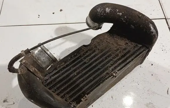 Audi 80 90 S2 B4 Intercooler radiator 