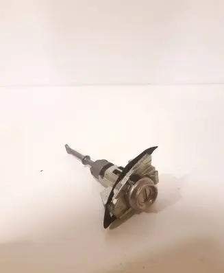 Hyundai Santa Fe Coupe door lock (next to the handle) 