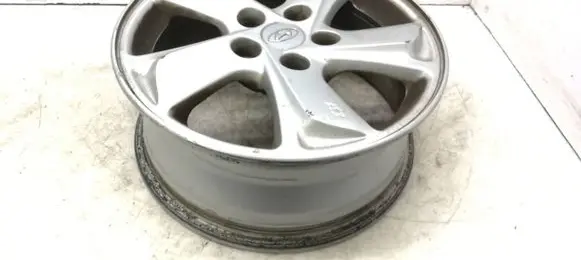 R16 alloy rim