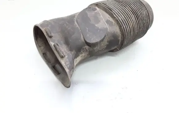 Volkswagen Transporter - Caravelle T5 Air intake duct part 7H0129647 7H0129578