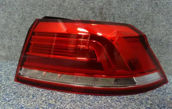 Volkswagen PASSAT B8 Rear/tail lights 3G5945096A