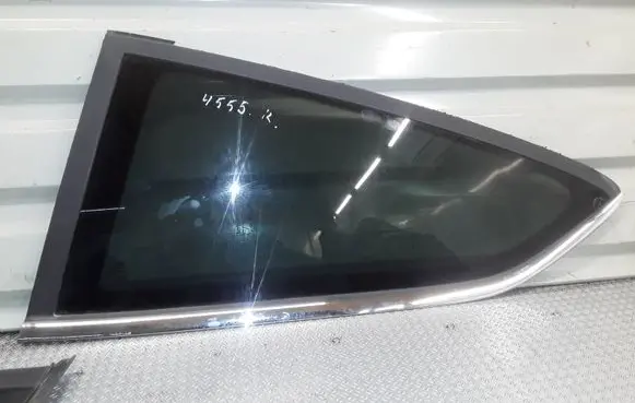 Ford Fiesta Rear side window 