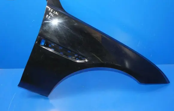 Jaguar XE Fender