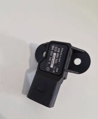 Audi A4 S4 B7 8E 8H Air pressure sensor 0261230095