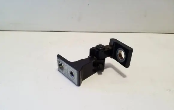 Volkswagen Amarok Rear door lower hinge 8K0831402A