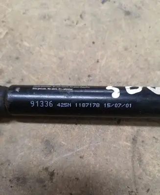 Mazda 3 I Tailgate/trunk strut/damper 91336 425N 1187178