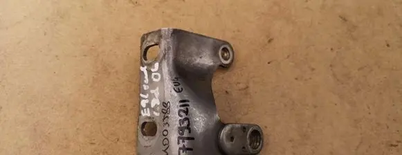 BMW 3 E90 E91 Muffler mount bracket/holder 18207793211 7793211