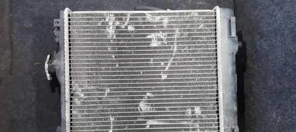 Suzuki Wagon R+ Coolant radiator
