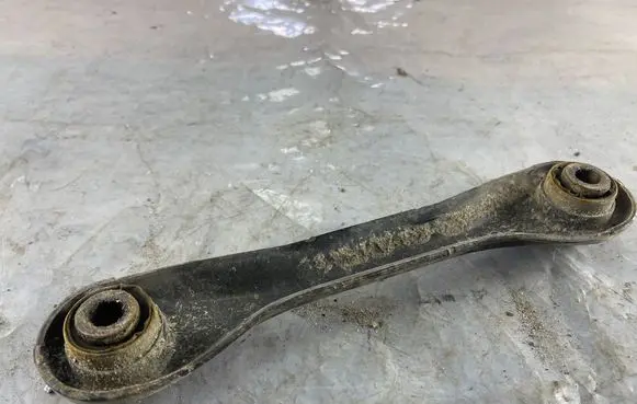 Ford Focus Rear suspension control arm 