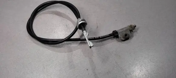 Volkswagen PASSAT B5.5 Gear shift cable linkage 8D1713575
