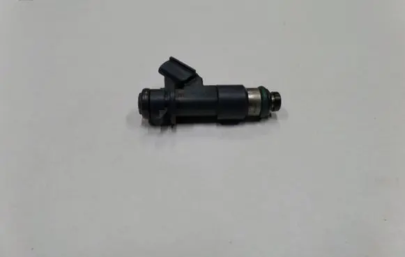 Honda FR-V Fuel injector 045162603