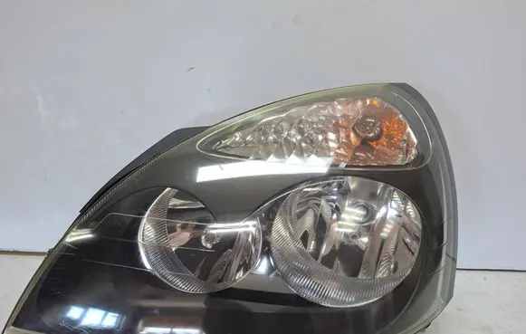 Renault Clio II Headlight/headlamp S27647988