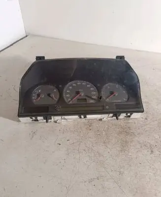 Volvo V70 Speedometer (instrument cluster) 9472523 69294240T