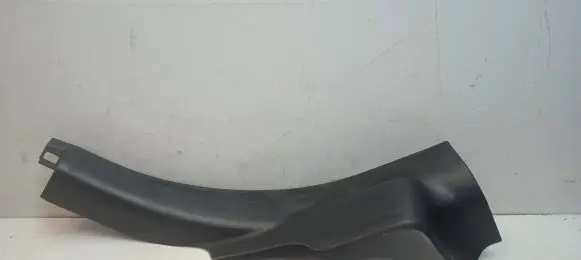 Maserati Ghibli Rear sill trim cover 6700113650