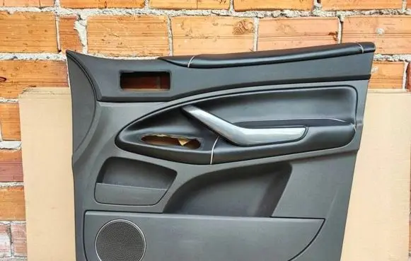 Ford Kuga I Front door card panel trim