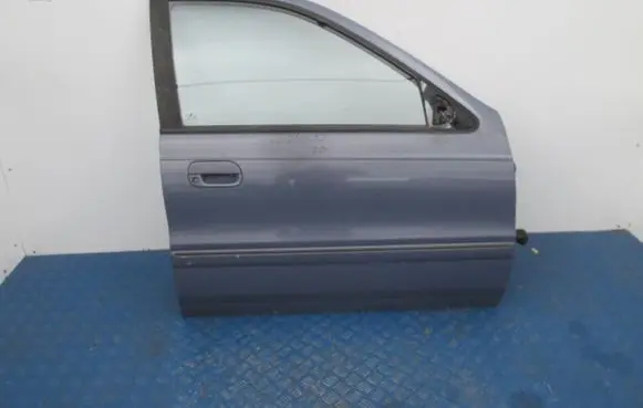 Hyundai Elantra Front door