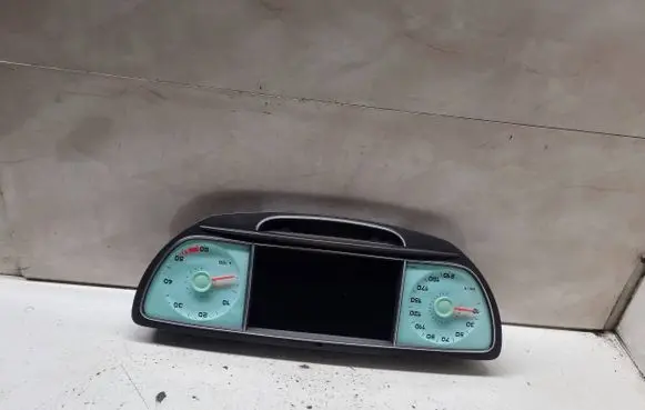 Peugeot 807 Speedometer (instrument cluster) 1400098680 501021850078