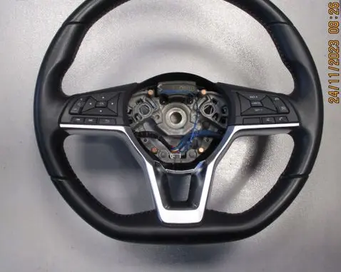 Nissan Qashqai Steering wheel 