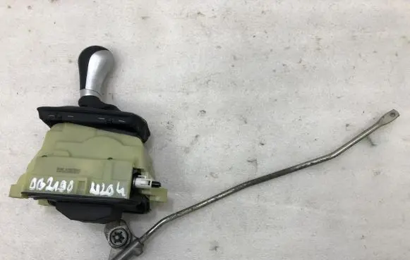 Mercedes-Benz C W204 Gear selector/shifter in gearbox 2042677524Q