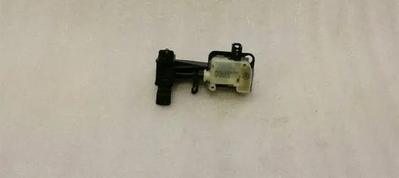 Fuel tank cap lock motor