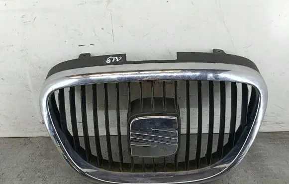 Seat Toledo III (5P) Front grill