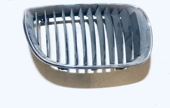 BMW 1 E81 E87 Front grill 511370771309 5113-70771309