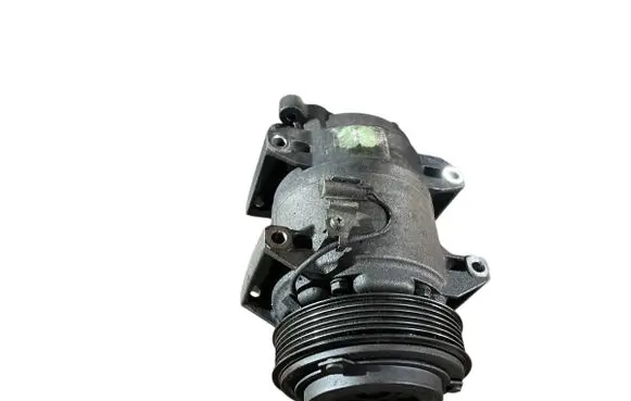 Volvo XC90 Air conditioning (A/C) compressor (pump) 30761388