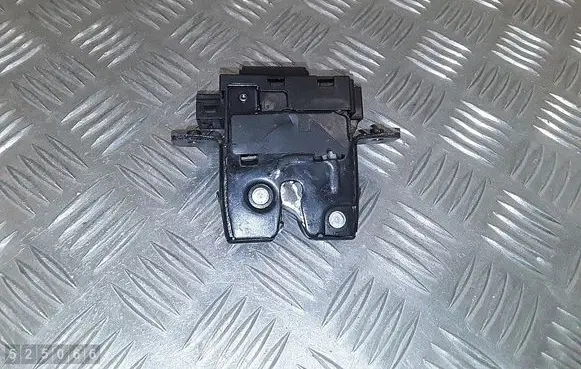 Nissan Qashqai Tailgate/trunk/boot lock/catch/latch 24415795